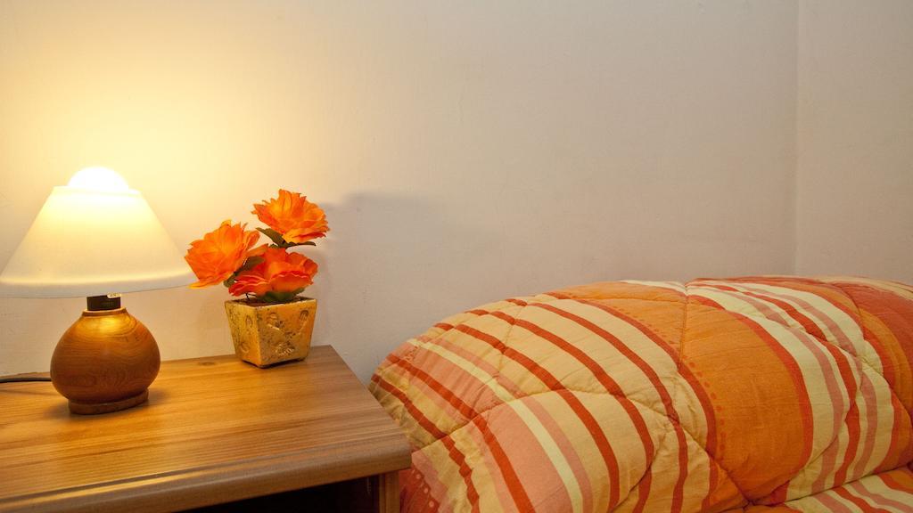 Rental In Rome Celeste Apartment Zimmer foto